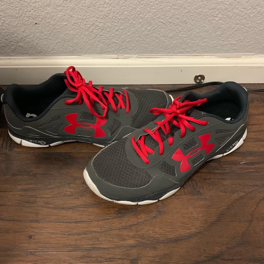 Under Armour tennis shoes 11.5